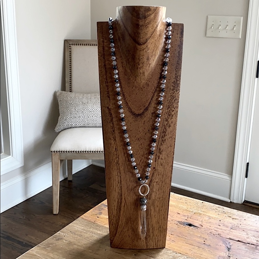 MWOT Long beaded and crystal necklace